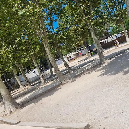 Petit Coin De Paradis à La Yole Vendres