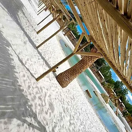 Petit Coin De Paradis à La Yole