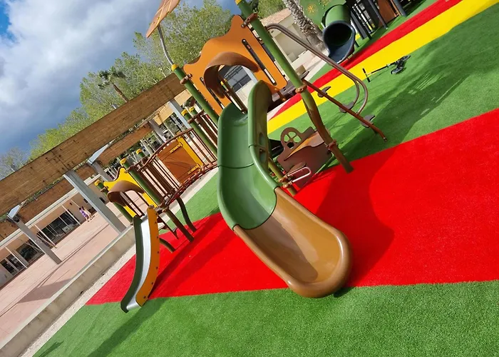 Petit Coin De Paradis A La Yole